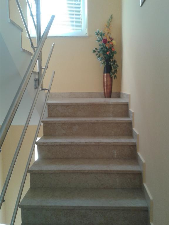 Apartment Lalic *